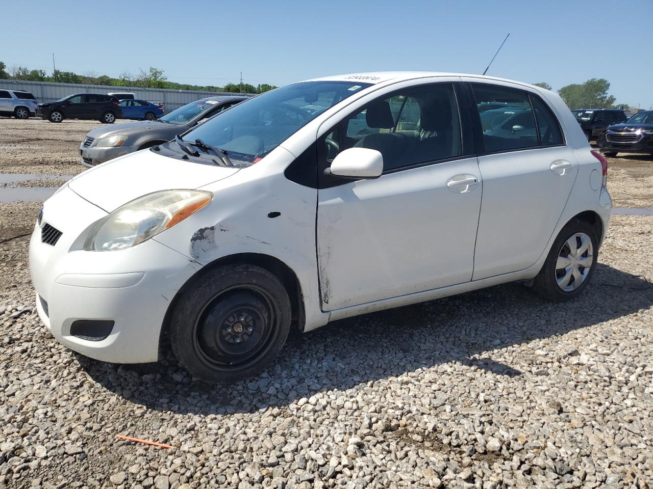 TOYOTA YARIS 2009 jtdkt903095241409