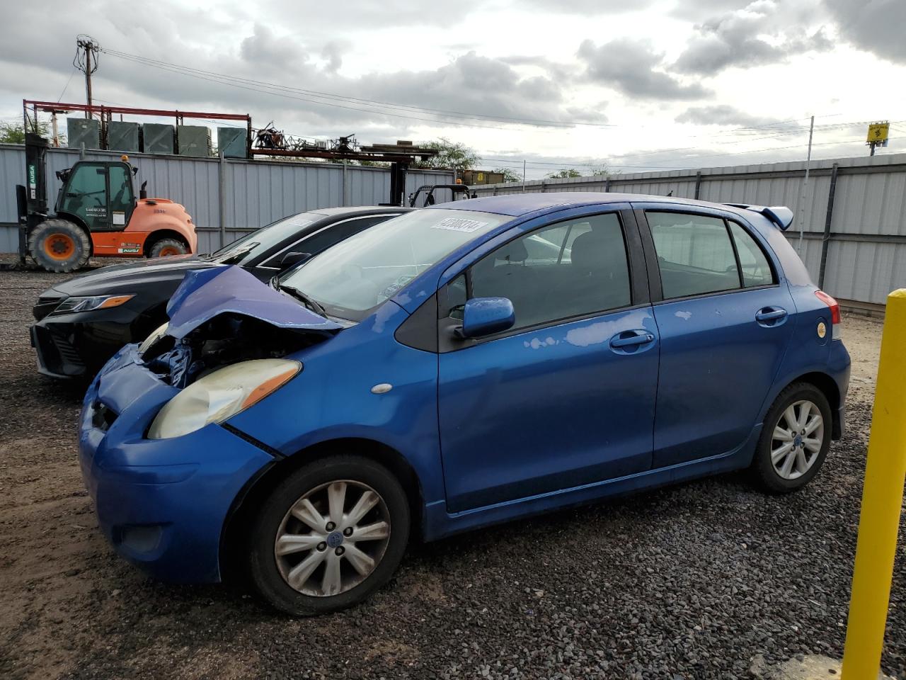 TOYOTA YARIS 2009 jtdkt903295232789