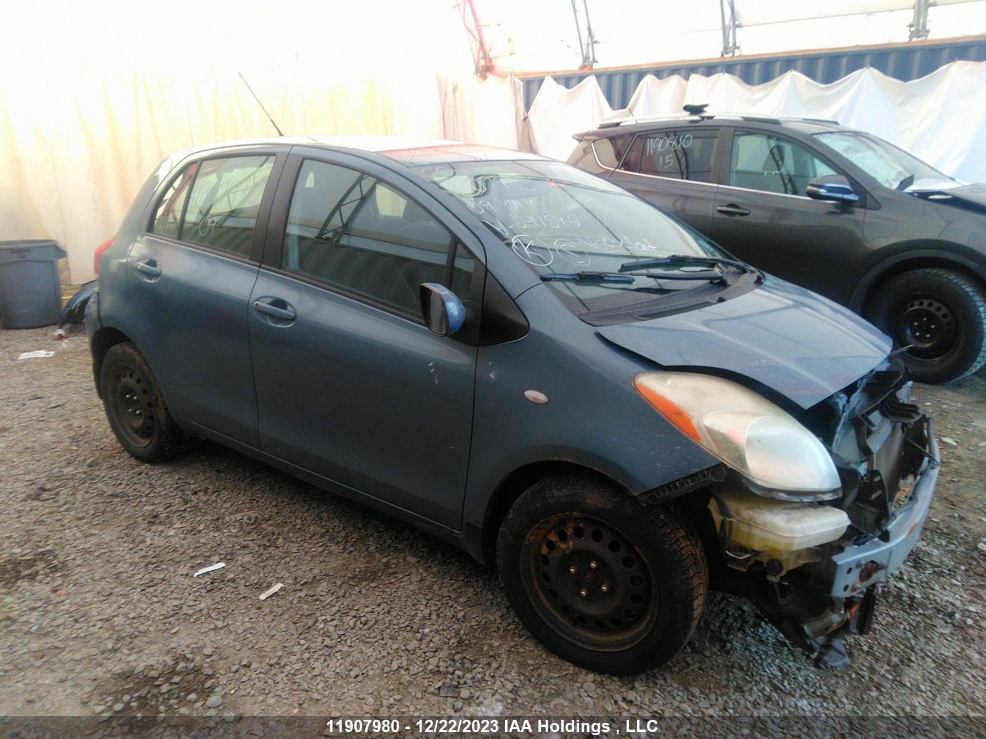 TOYOTA YARIS 2009 jtdkt923795247592