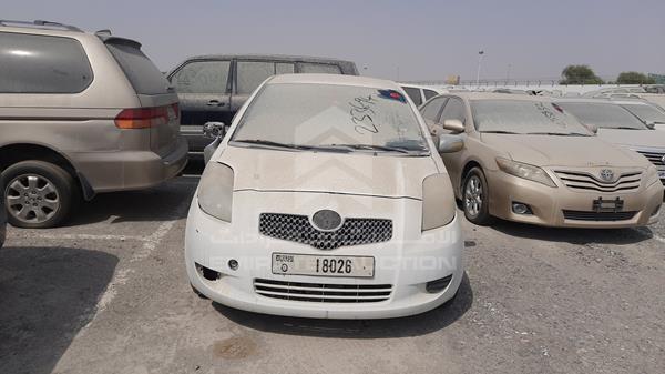 TOYOTA YARIS 2008 jtdkw923085083611