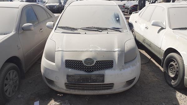 TOYOTA YARIS 2008 jtdkw923285112848