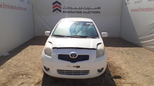 TOYOTA YARIS 2008 jtdkw923985113494