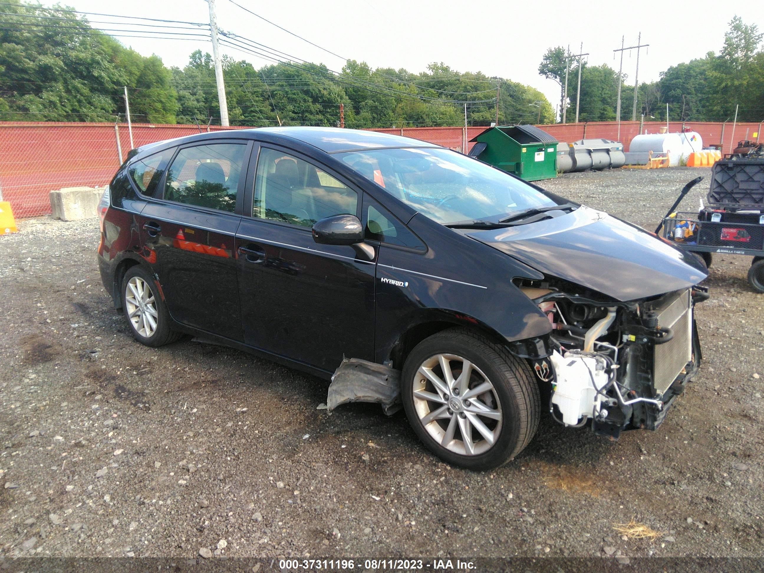 TOYOTA PRIUS V (+) 2013 jtdzn3eu0d3188562