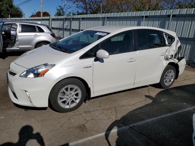 TOYOTA PRIUS V 2014 jtdzn3eu0e3323489