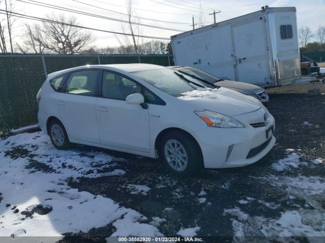 TOYOTA PRIUS V 2014 jtdzn3eu0e3348375