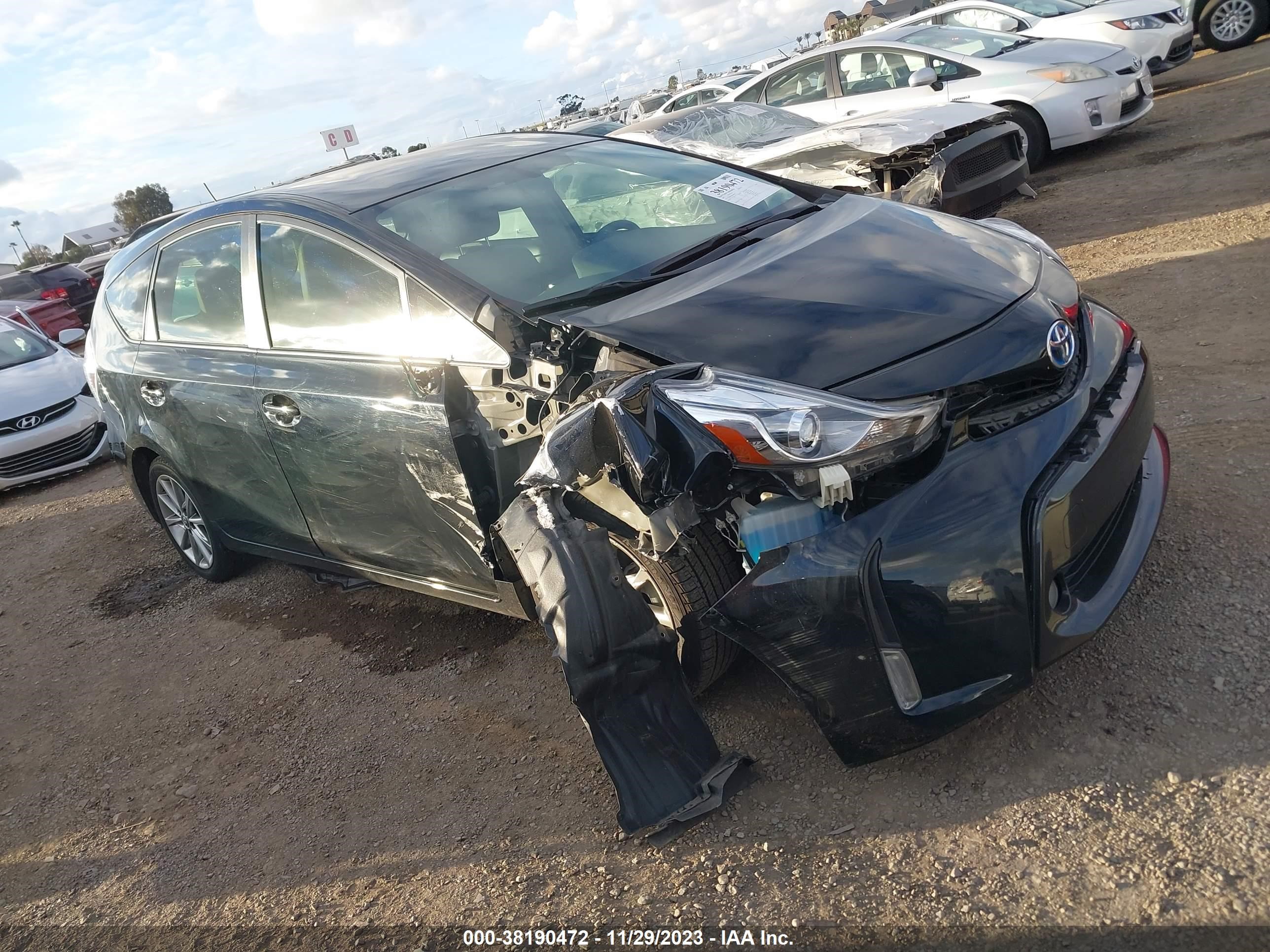 TOYOTA PRIUS V (+) 2017 jtdzn3eu0hj060131