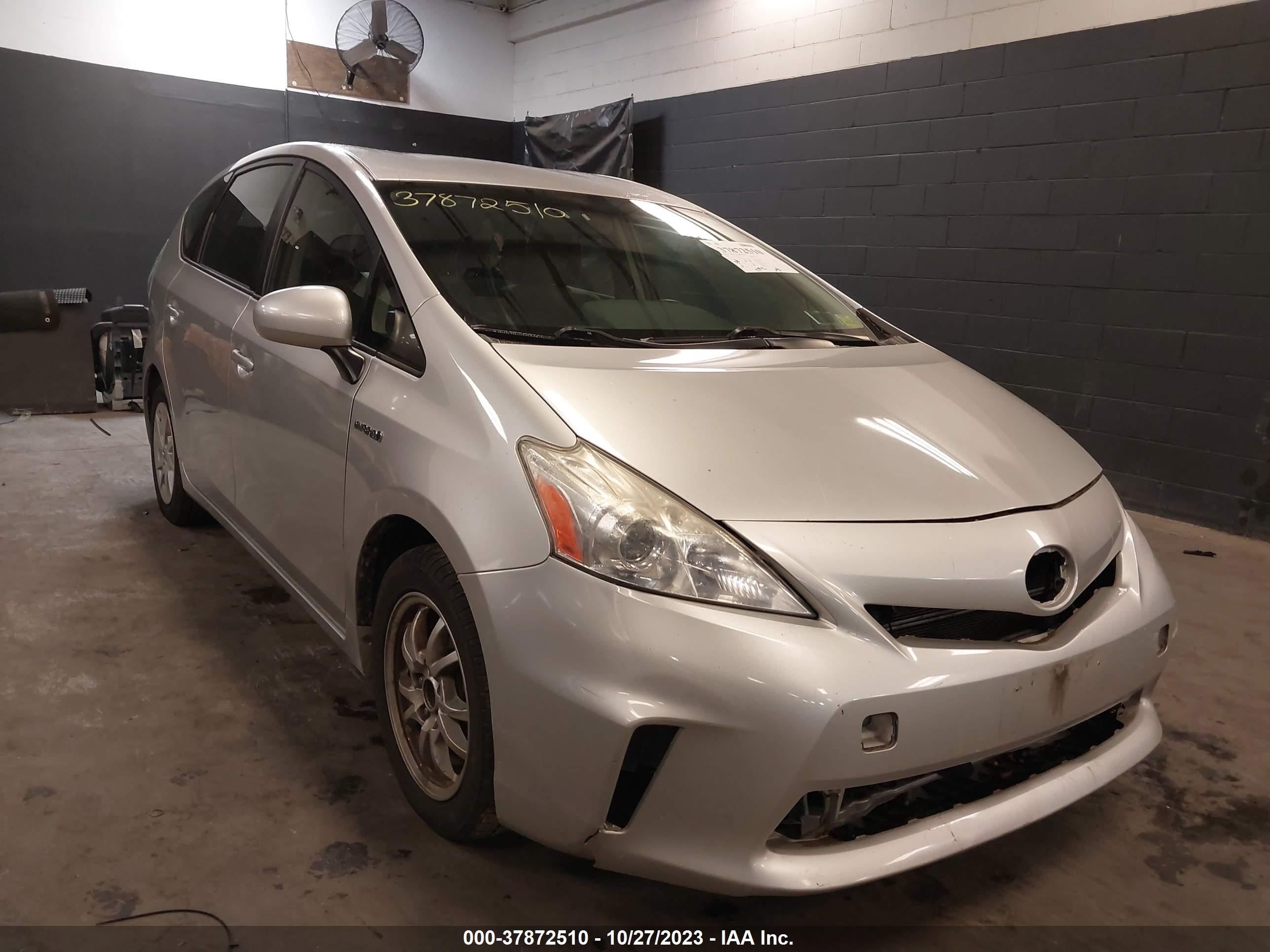 TOYOTA PRIUS V (+) 2012 jtdzn3eu5c3118893