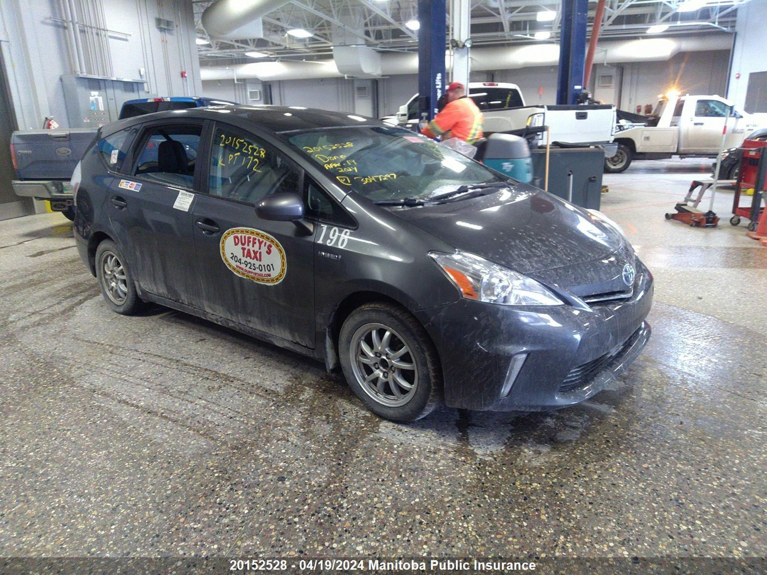 TOYOTA PRIUS V (+) 2012 jtdzn3eu6c3047297