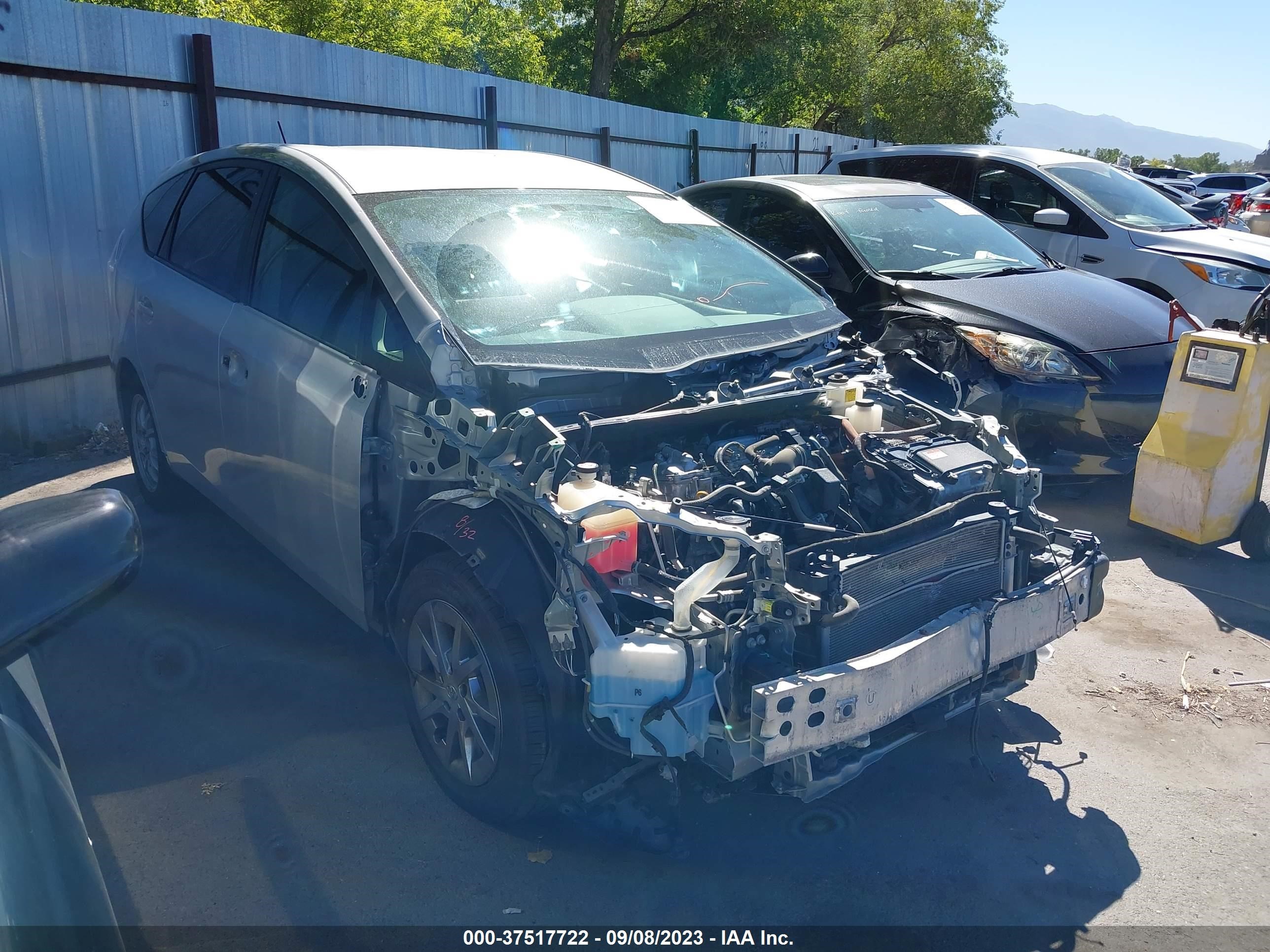 TOYOTA PRIUS V (+) 2017 jtdzn3eu6hj071957