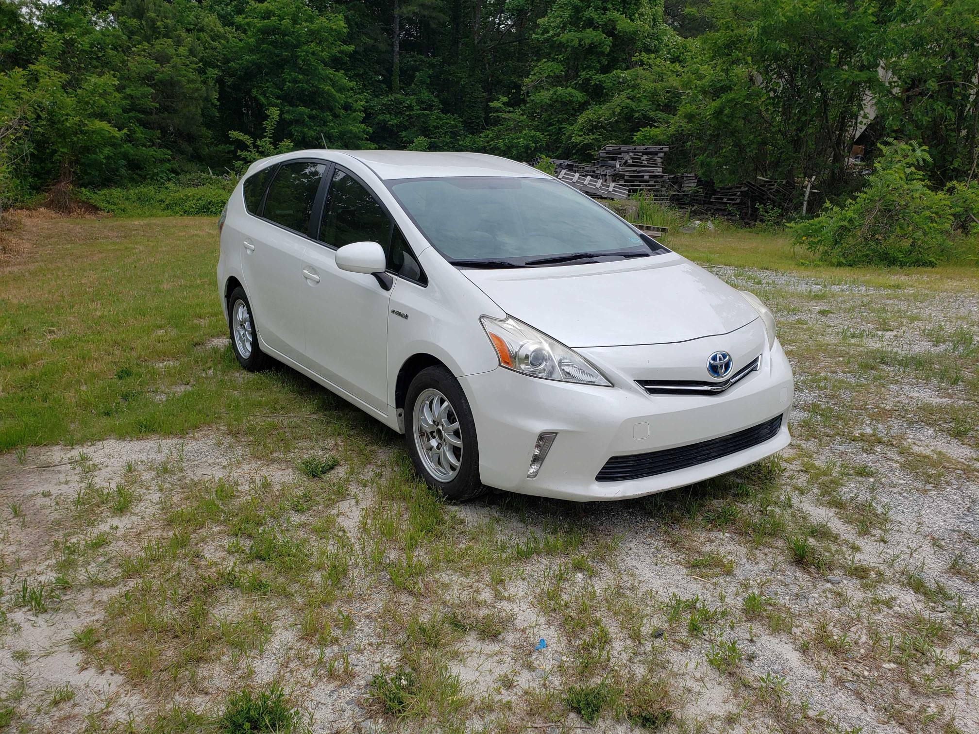 TOYOTA PRIUS V 2013 jtdzn3eu8d3192777