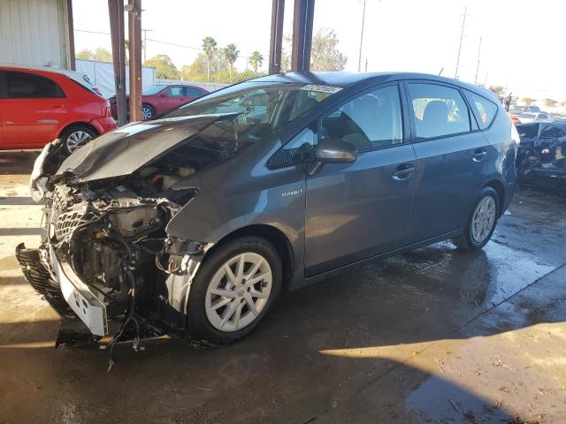 TOYOTA PRIUS V 2013 jtdzn3eu8d3270829