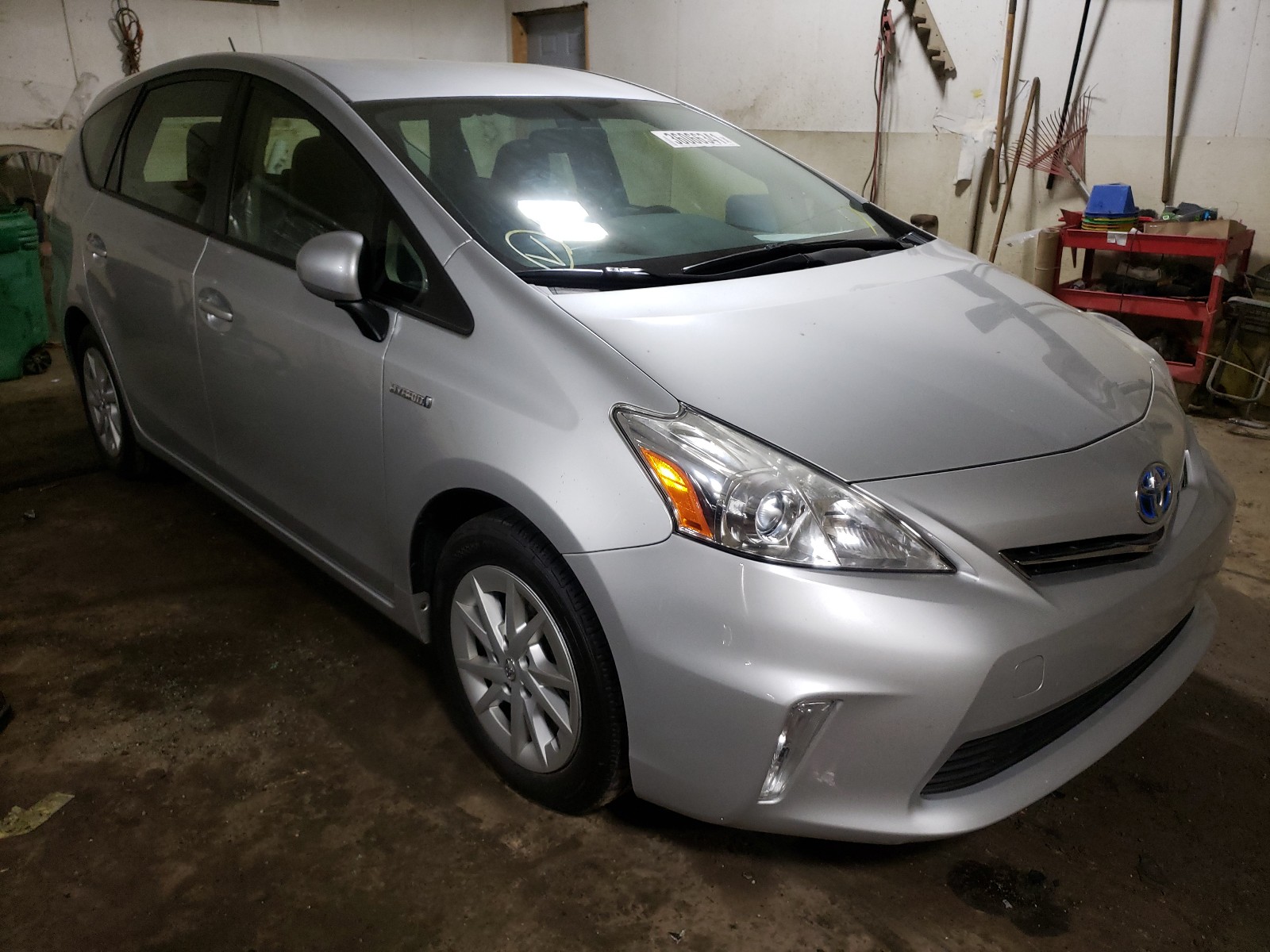 TOYOTA PRIUS V 2012 jtdzn3euxc3165272