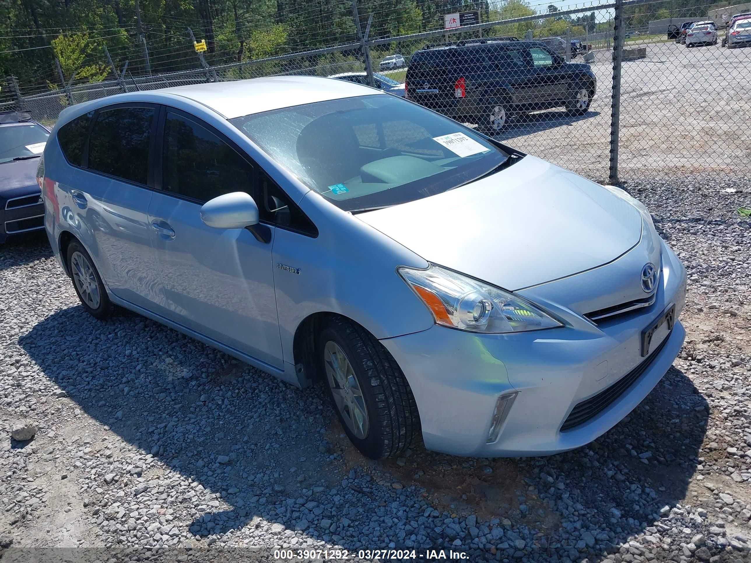 TOYOTA PRIUS V (+) 2014 jtdzn3euxej012423