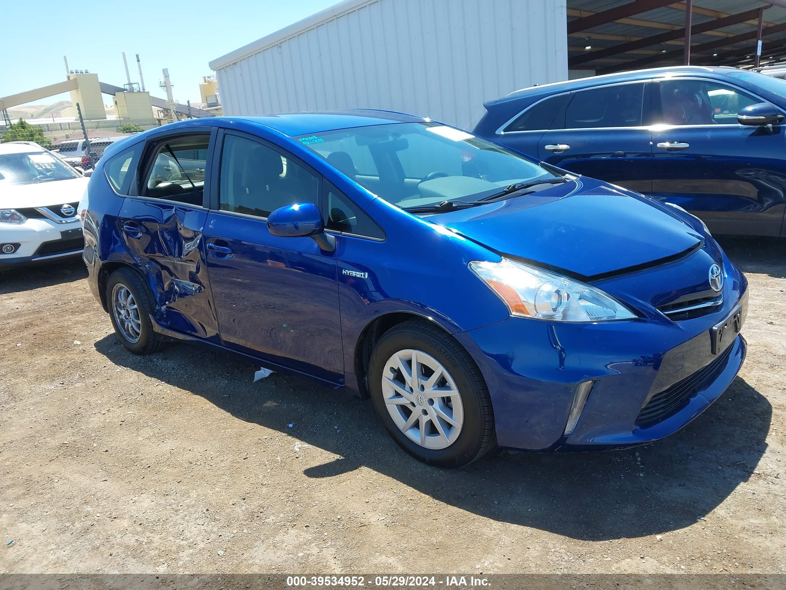 TOYOTA PRIUS V (+) 2014 jtdzn3euxej015435