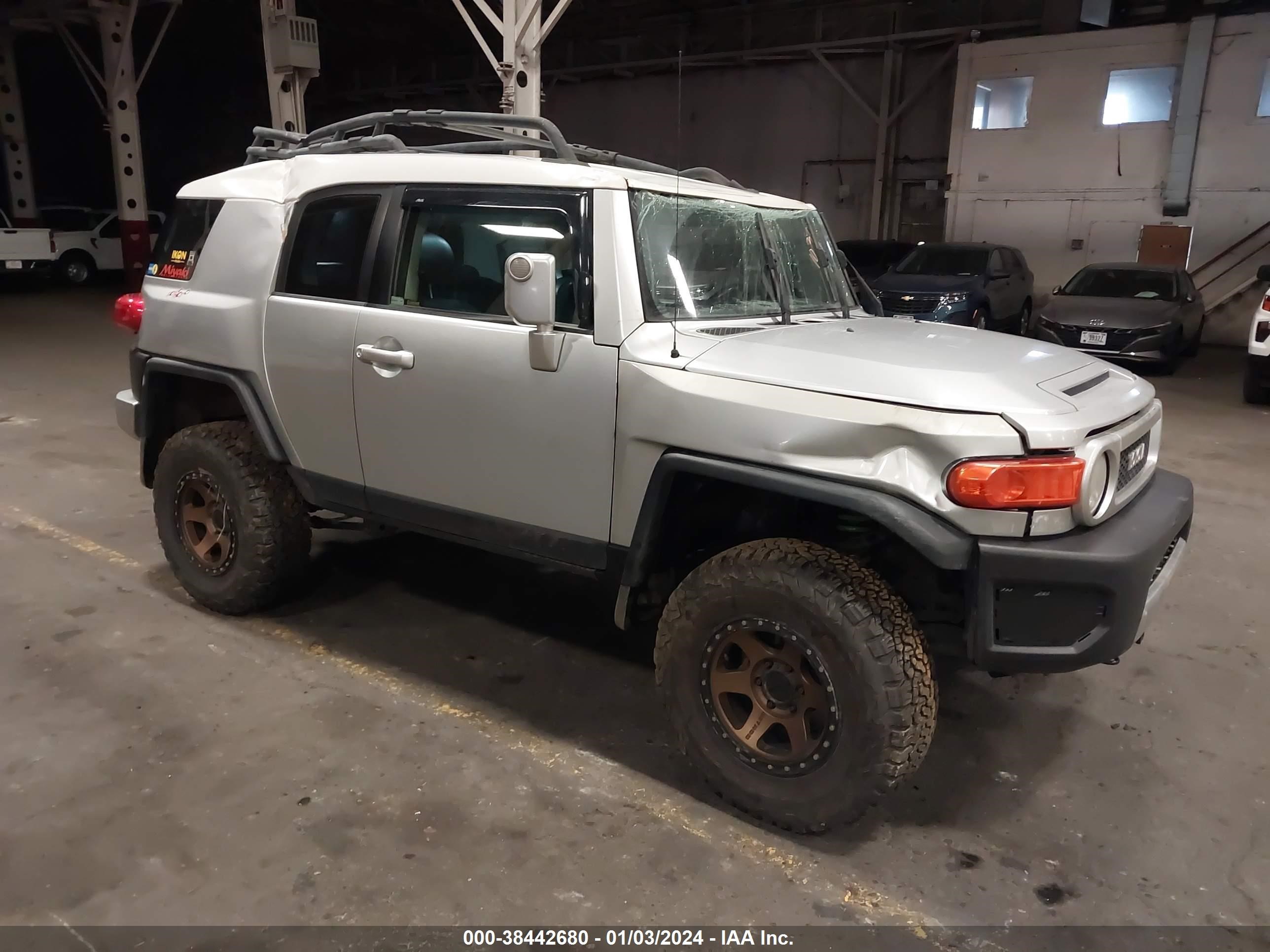 TOYOTA FJ CRUISER 2007 jtebu11f070090620