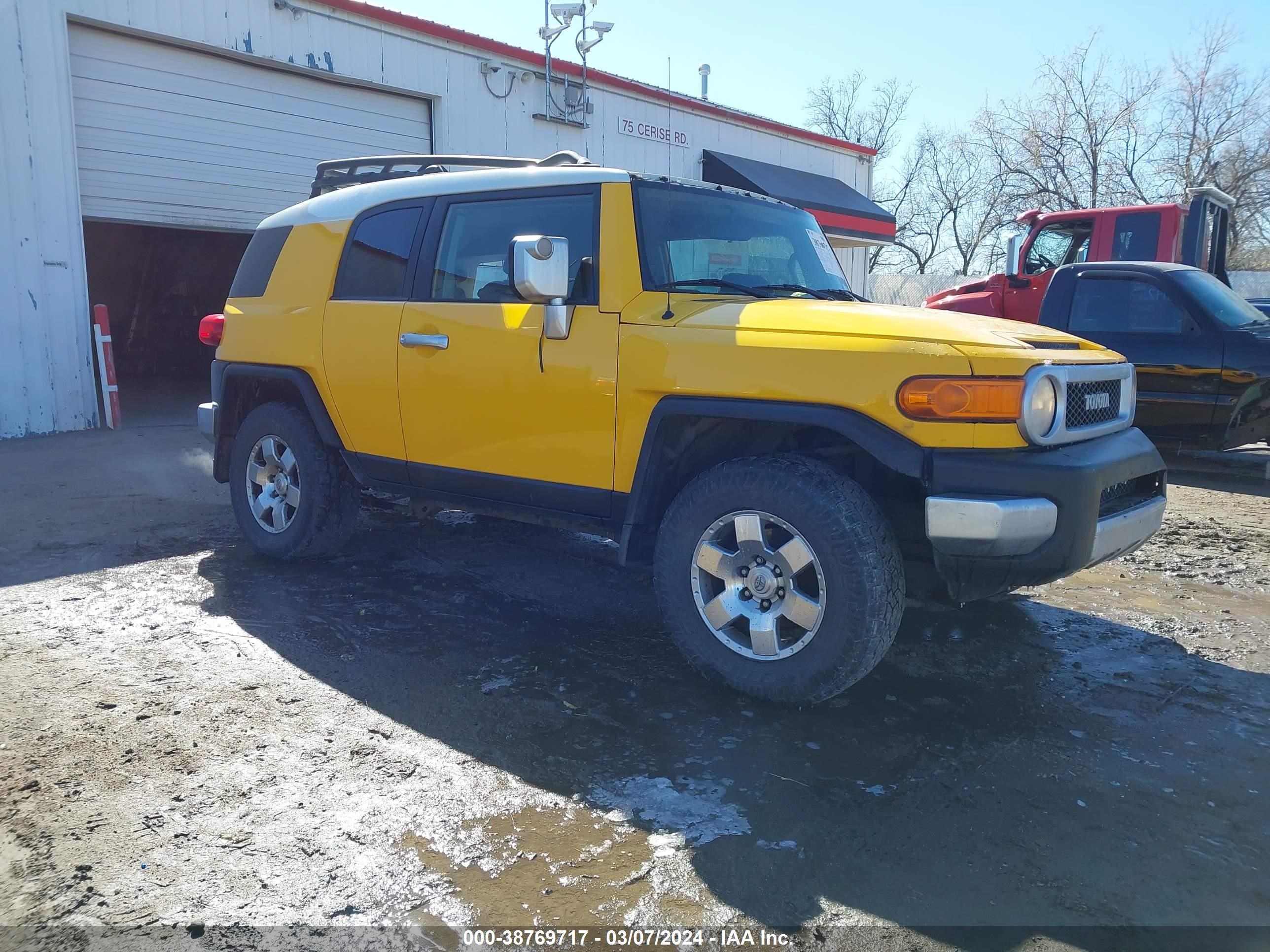 TOYOTA FJ CRUISER 2007 jtebu11f170028109