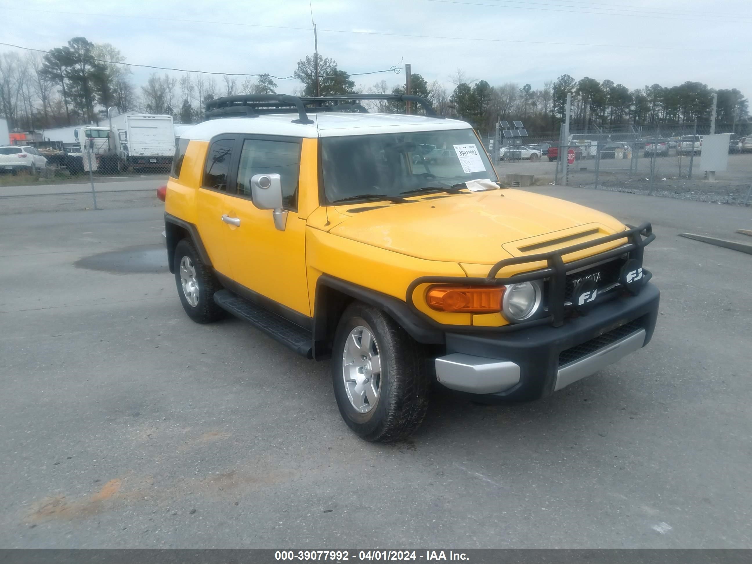 TOYOTA FJ CRUISER 2007 jtebu11f170069792