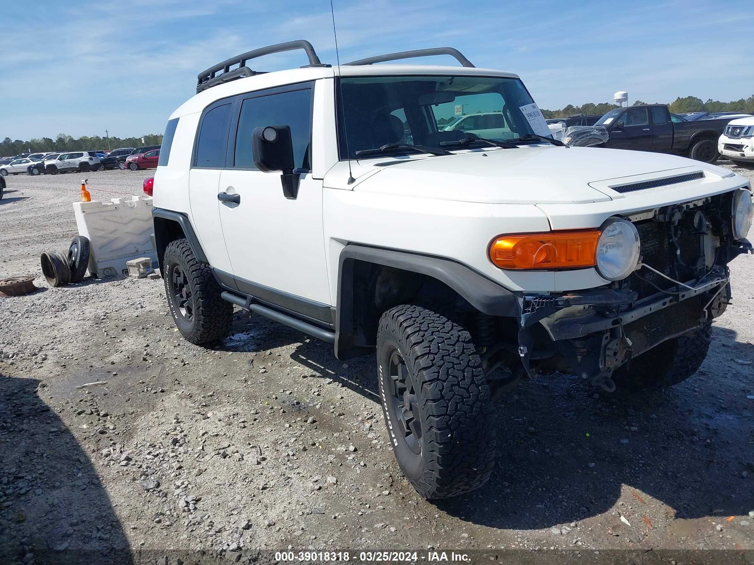 TOYOTA FJ CRUISER 2008 jtebu11f18k042338