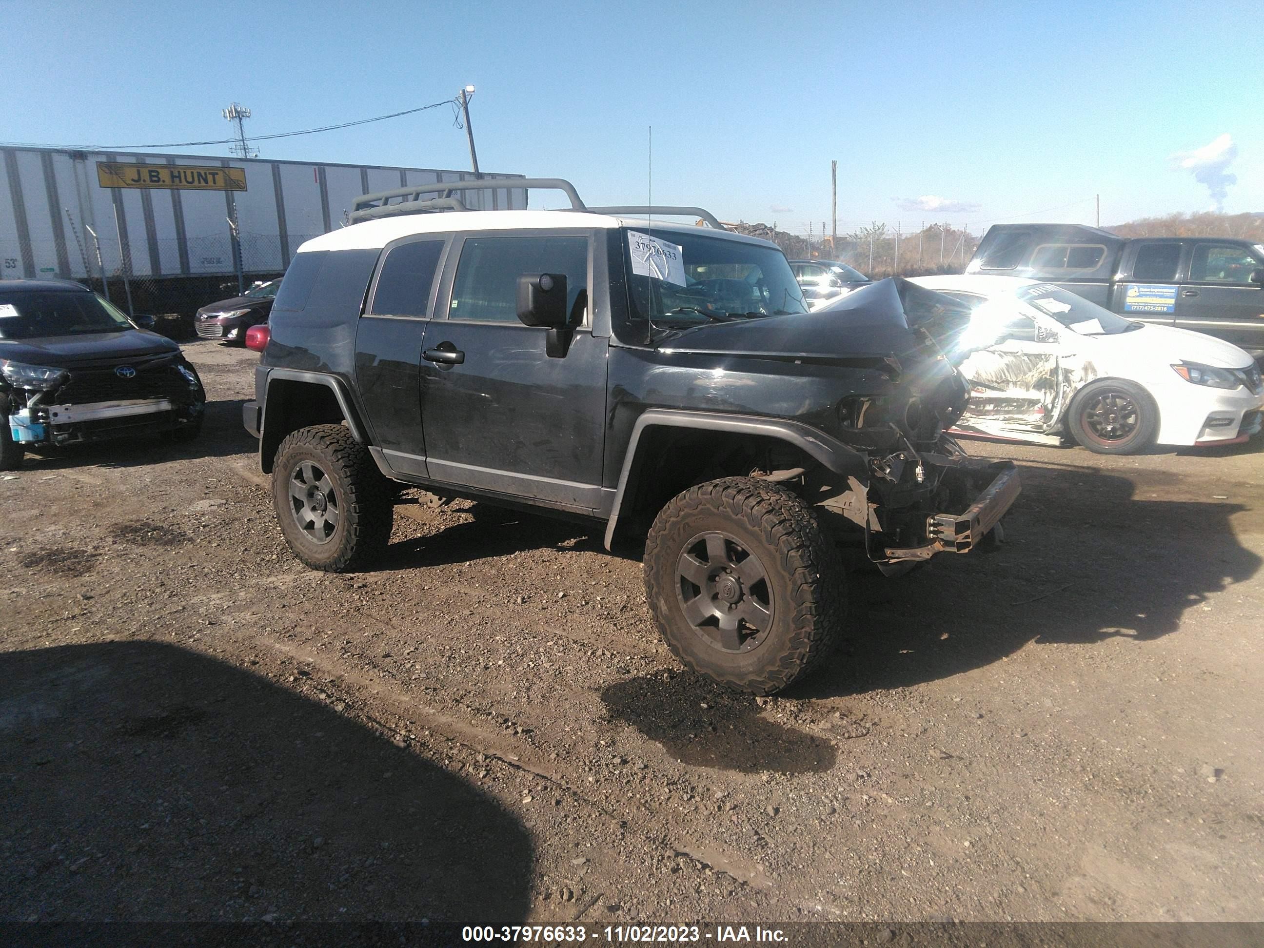 TOYOTA FJ CRUISER 2007 jtebu11f270078548