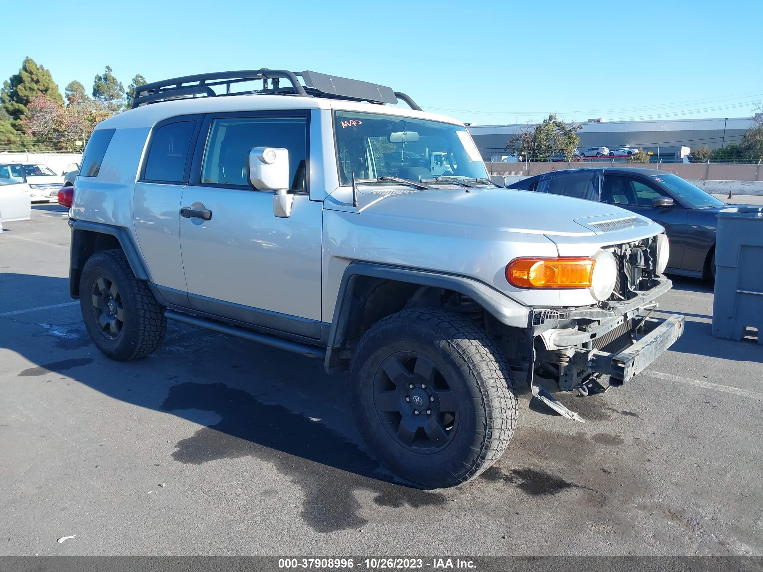 TOYOTA FJ CRUISER 2007 jtebu11f370079109