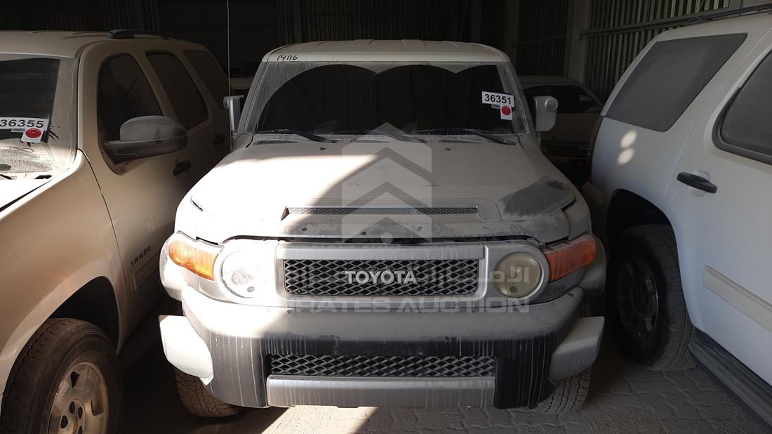 TOYOTA FJ 2010 jtebu11f3ak087237