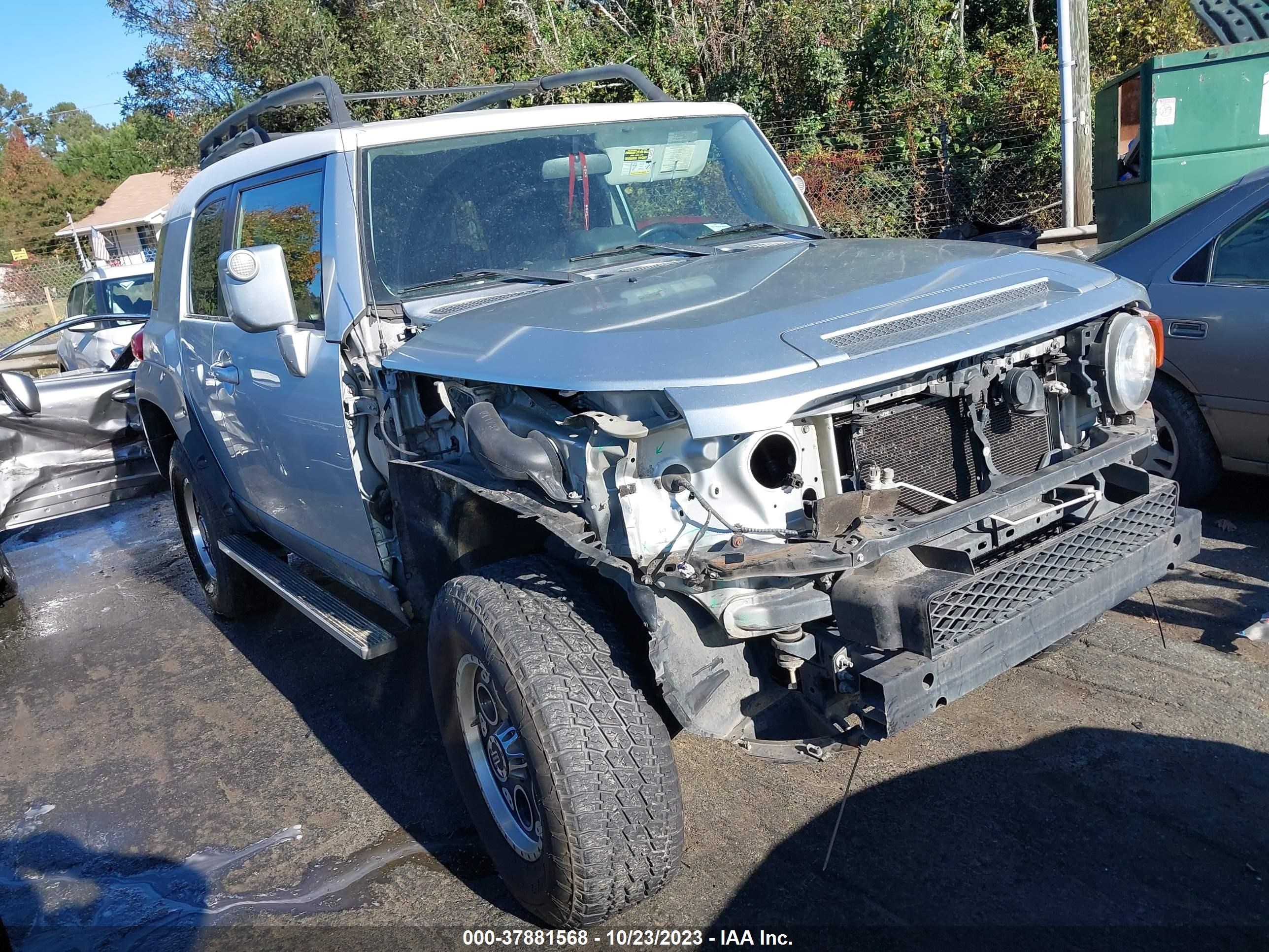 TOYOTA FJ CRUISER 2007 jtebu11f470032624