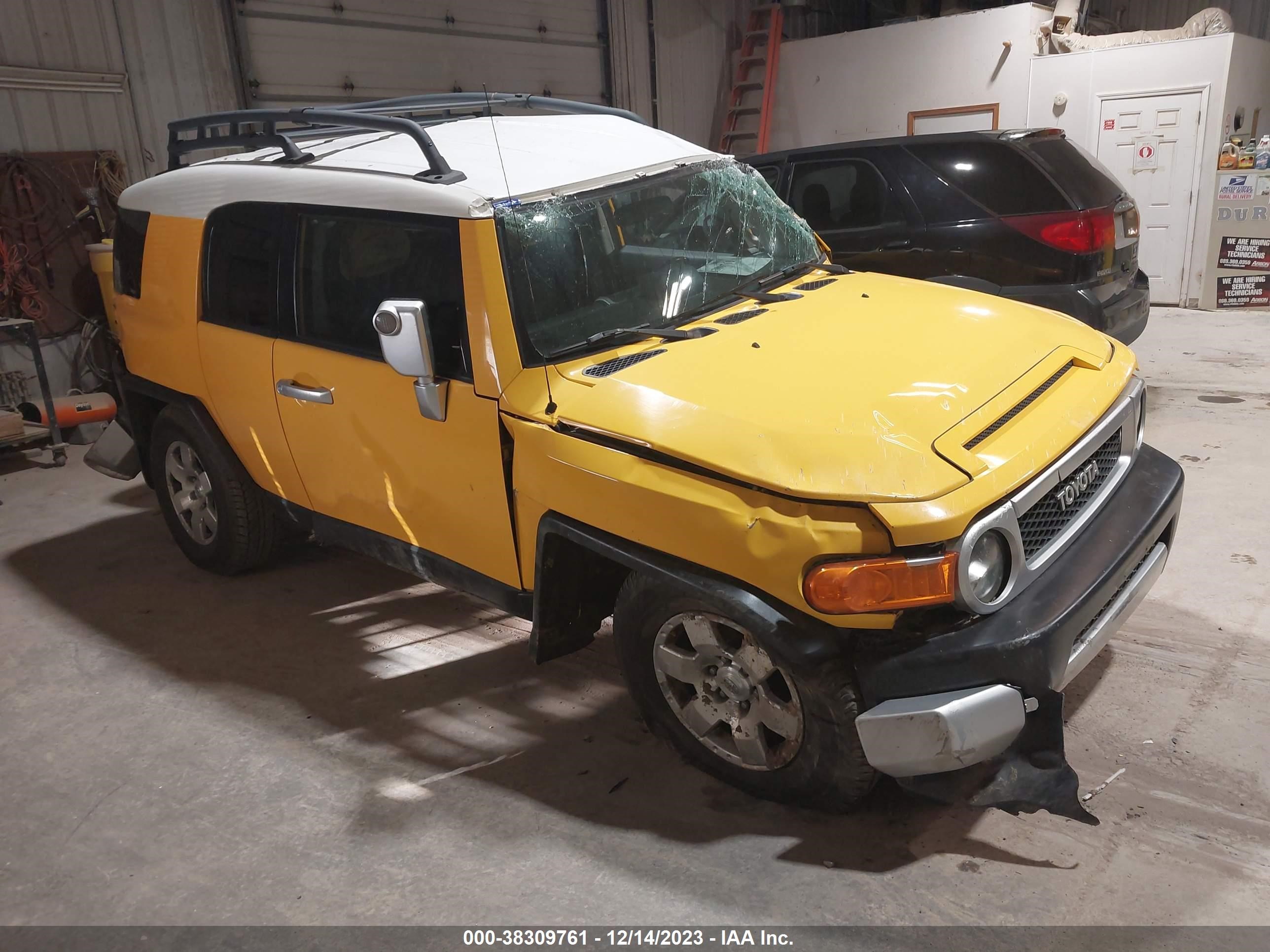 TOYOTA FJ CRUISER 2008 jtebu11f78k016925