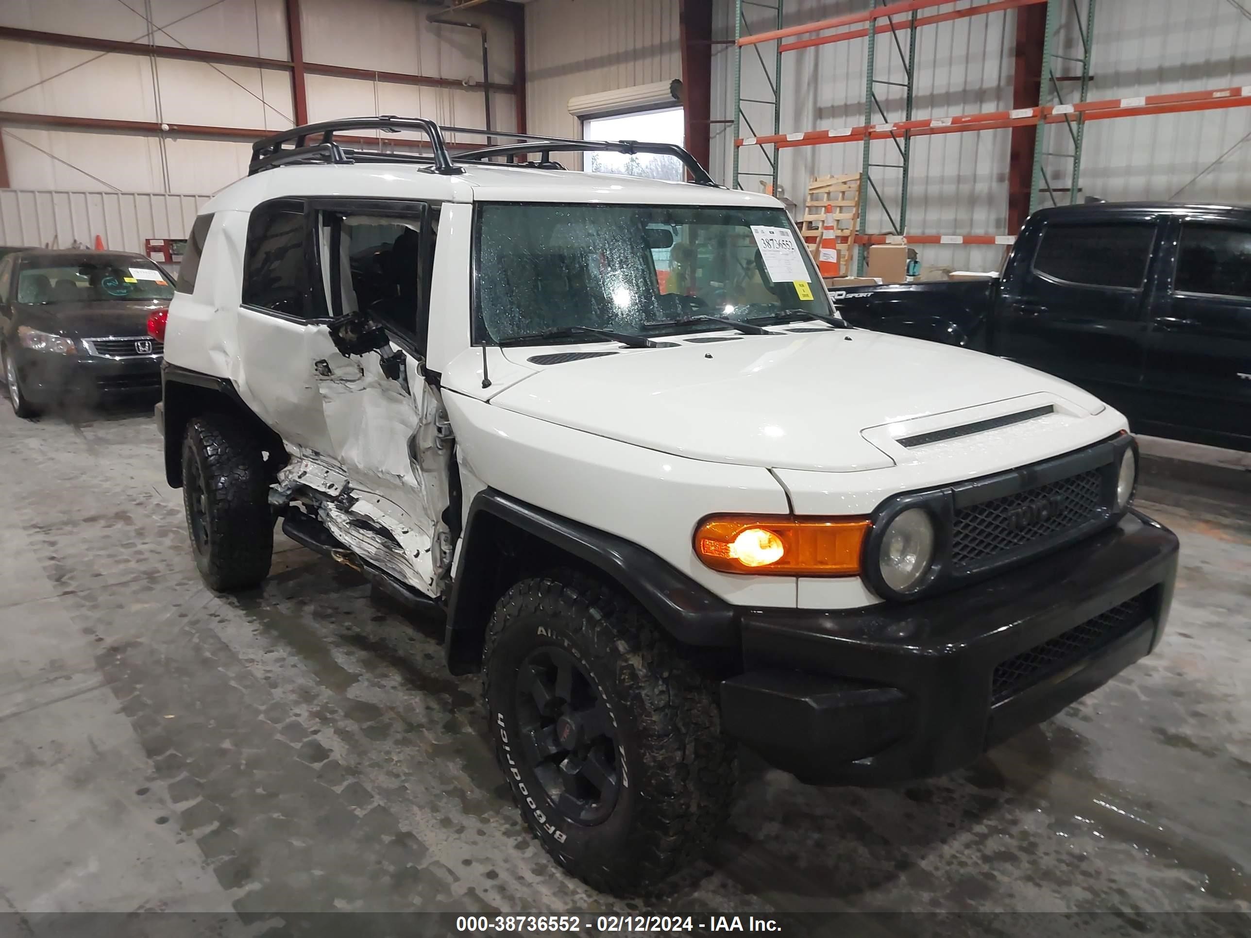 TOYOTA FJ CRUISER 2008 jtebu11f78k031313