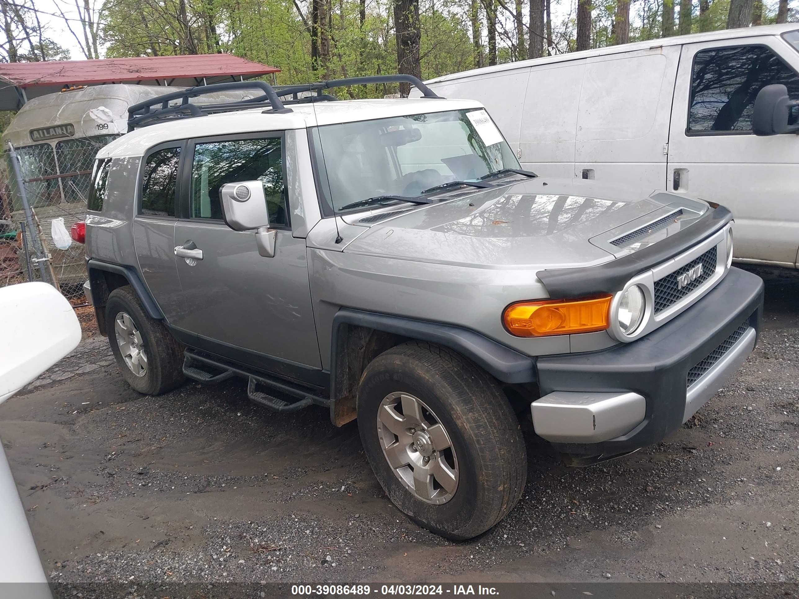 TOYOTA FJ CRUISER 2009 jtebu11f89k069893