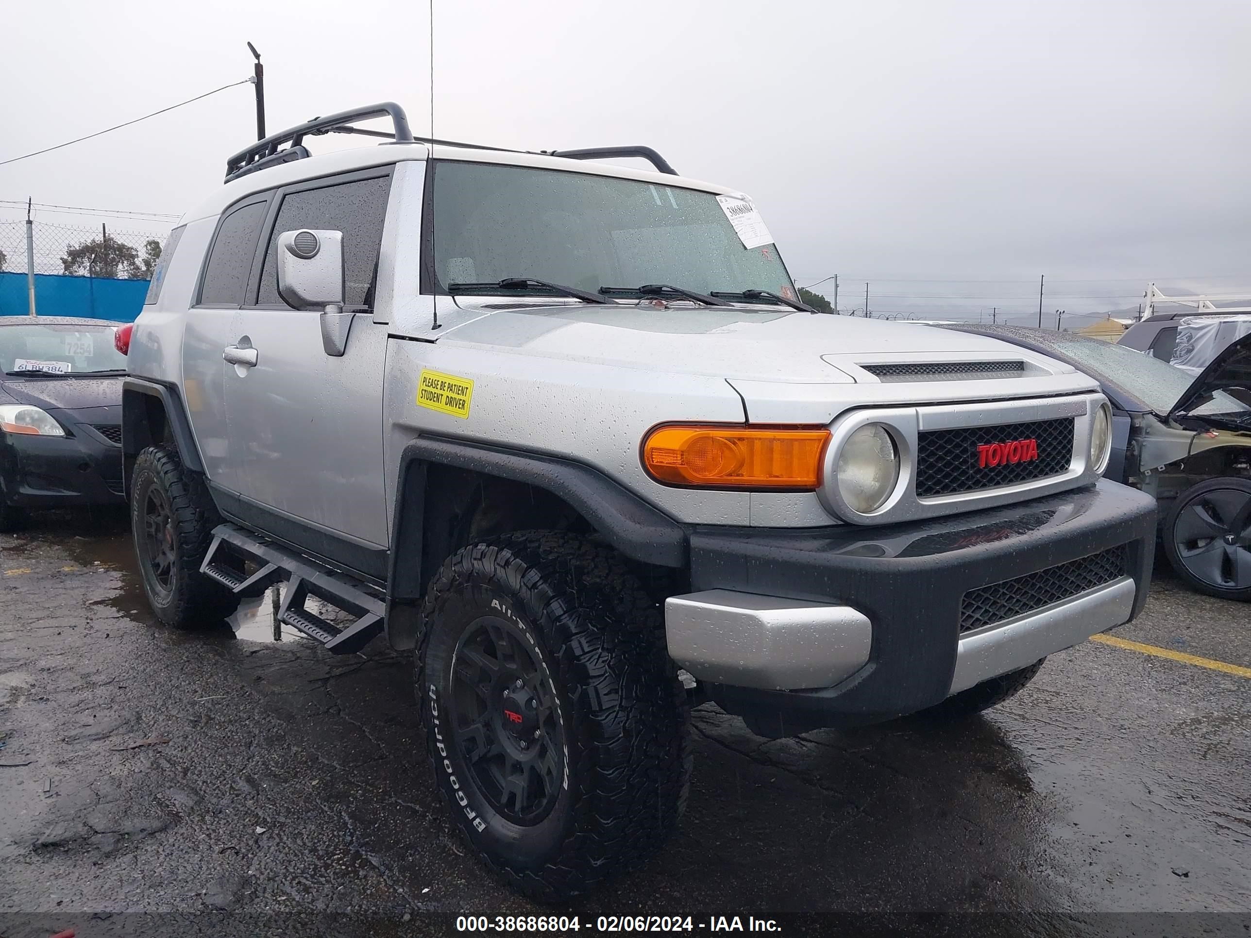 TOYOTA FJ CRUISER 2007 jtebu11fx70079835