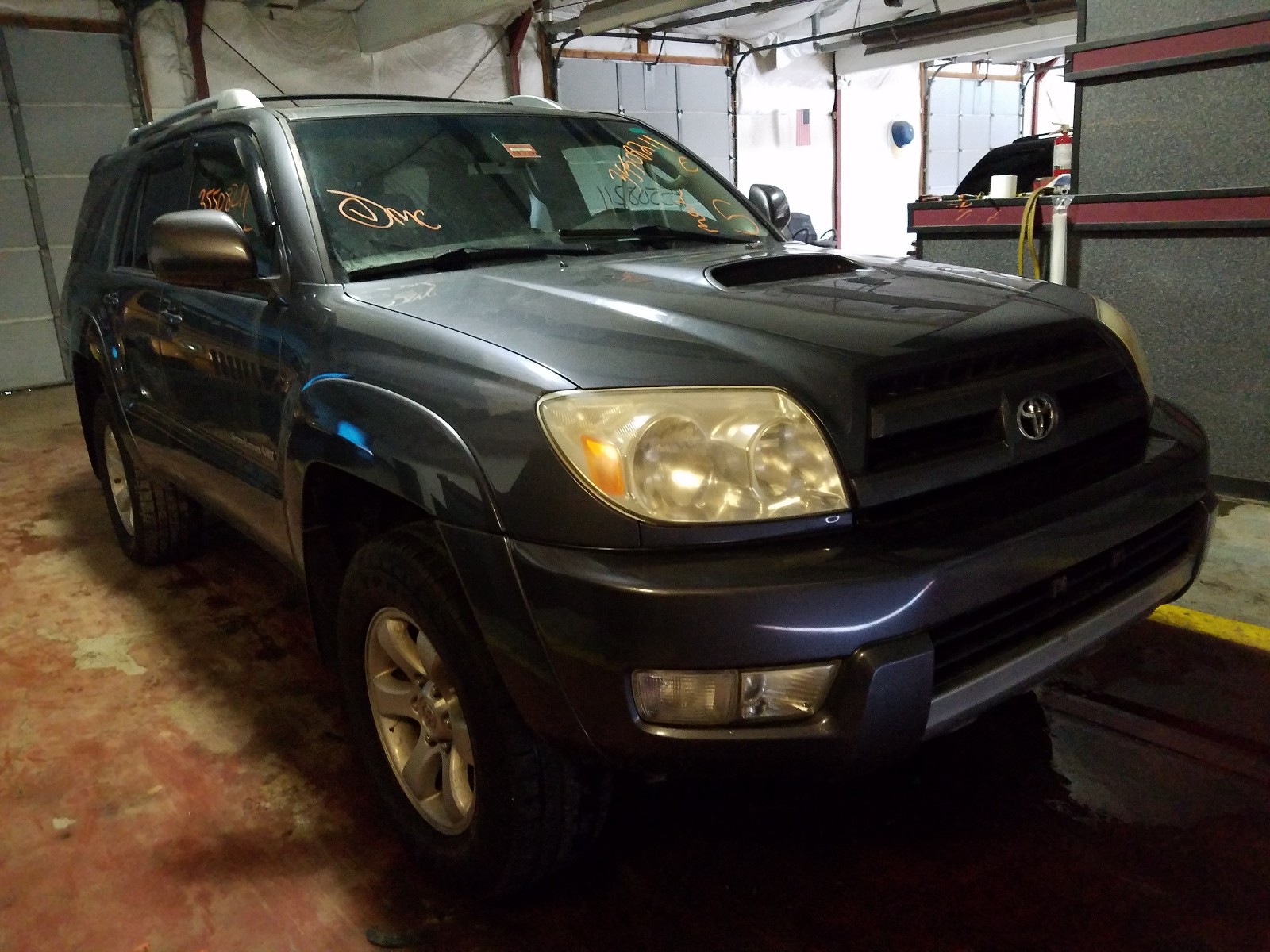 TOYOTA 4RUNNER SR 2004 jtebu14r040041144