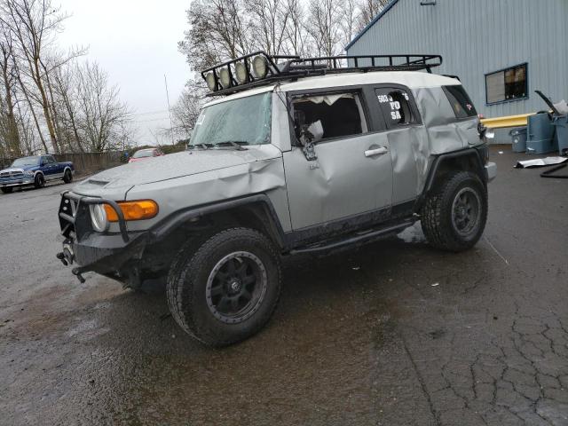 TOYOTA FJ CRUISER 2011 jtebu4bf2bk101579