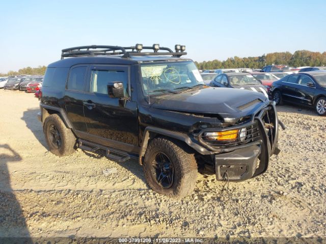 TOYOTA FJ CRUISER 2014 jtebu4bf2ek182152