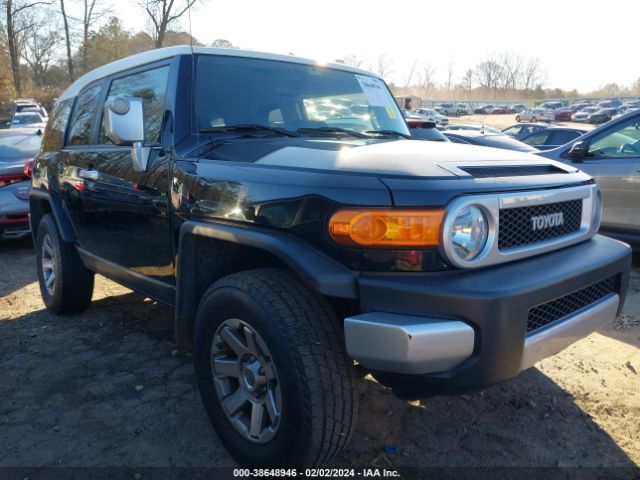 TOYOTA FJ CRUISER 2014 jtebu4bf6ek181246