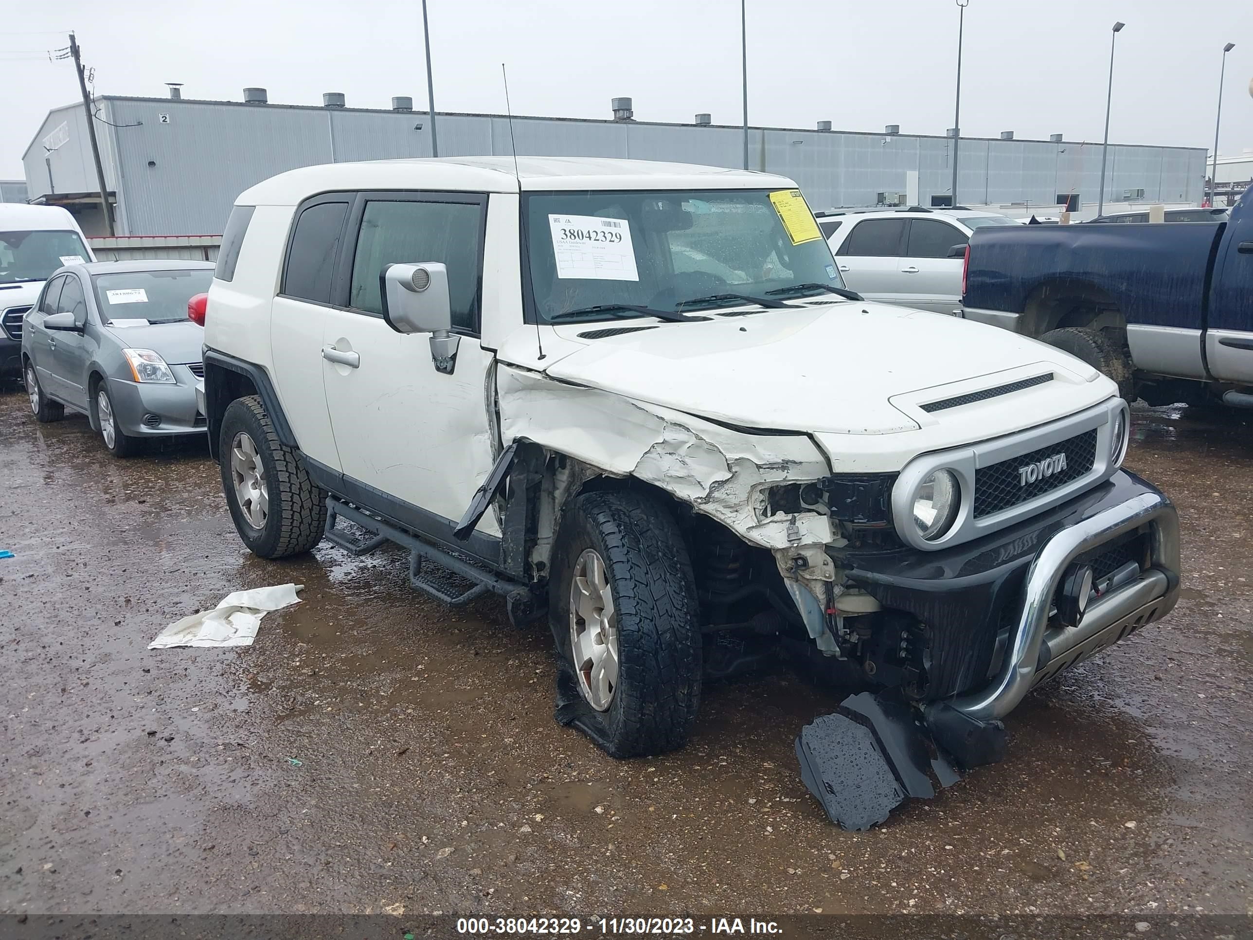 TOYOTA FJ CRUISER 2010 jtebu4bfxak087221