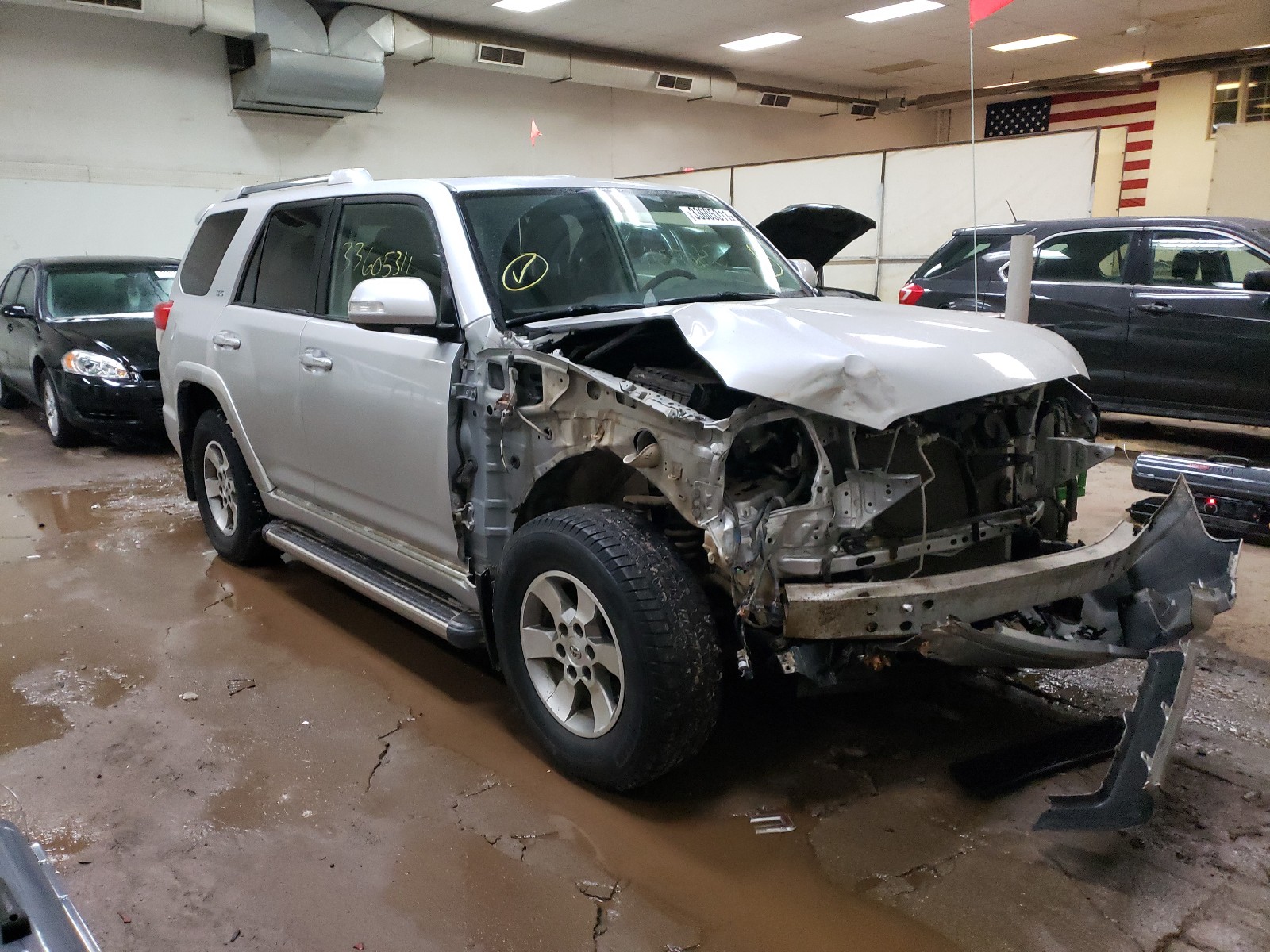 TOYOTA 4RUNNER SR 2011 jtebu5jr0b5050566