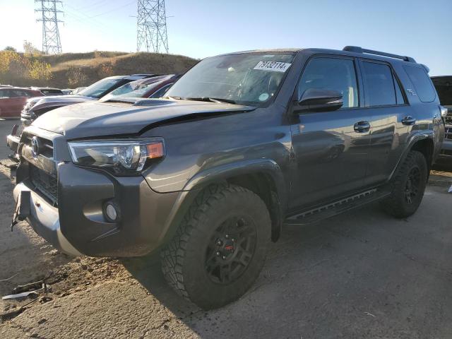 TOYOTA 4RUNNER SR 2020 jtebu5jr2l5776012