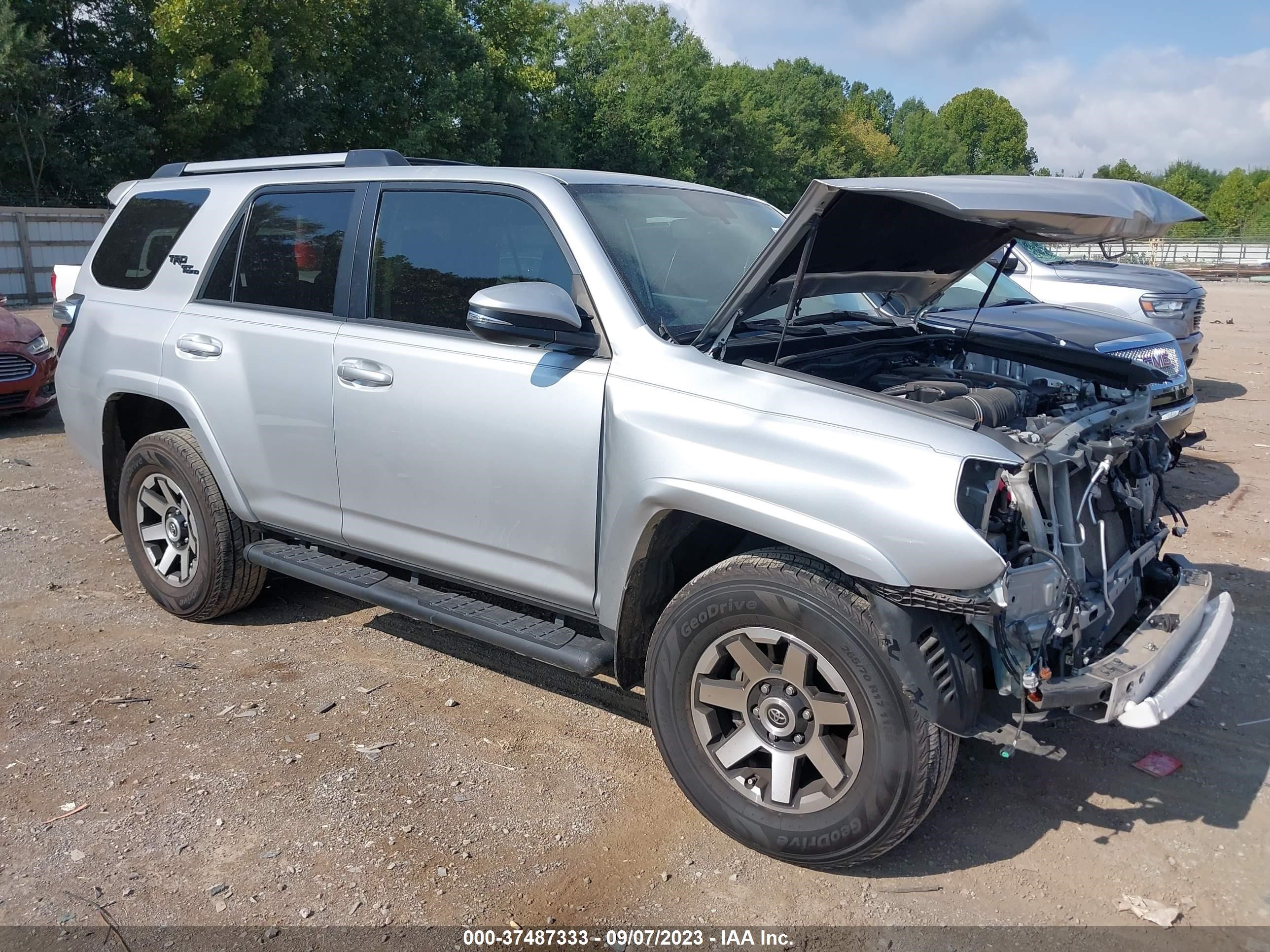 TOYOTA 4RUNNER 2018 jtebu5jr3j5541938