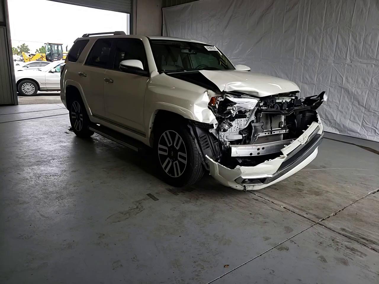 TOYOTA 4RUNNER SR 2018 jtebu5jr3j5576835