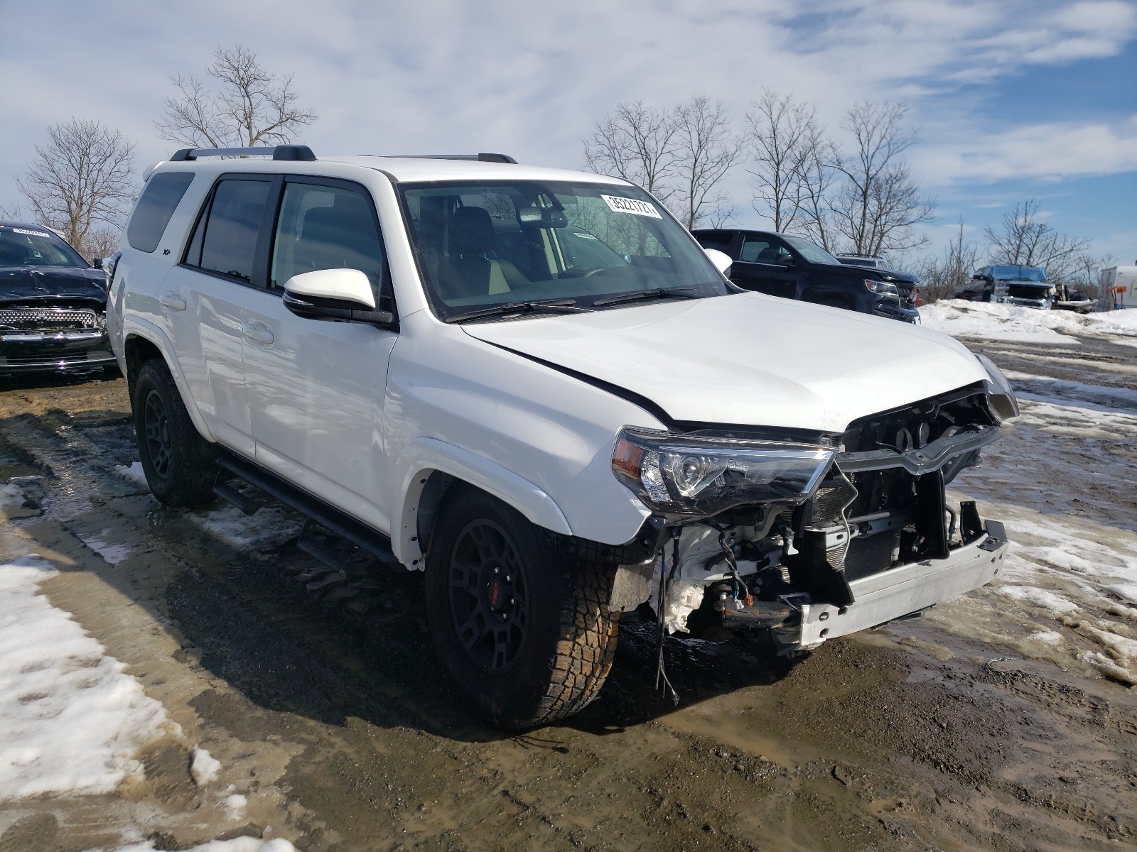 TOYOTA 4RUNNER SR 2019 jtebu5jr3k5700619