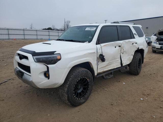 TOYOTA 4RUNNER 2018 jtebu5jr4j5593496