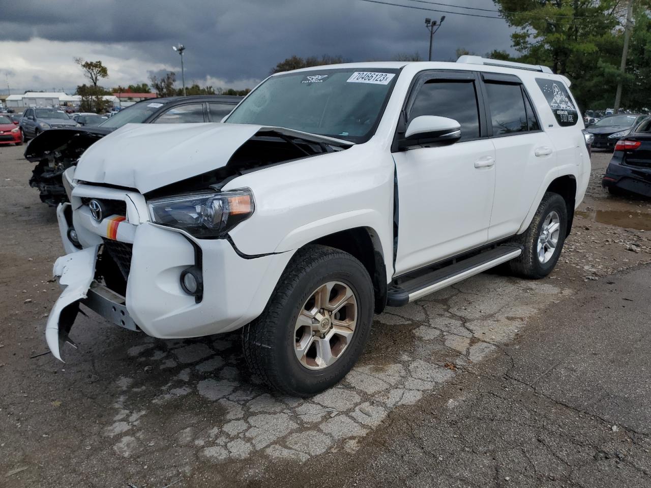 TOYOTA 4RUNNER 2018 jtebu5jr5j5492399