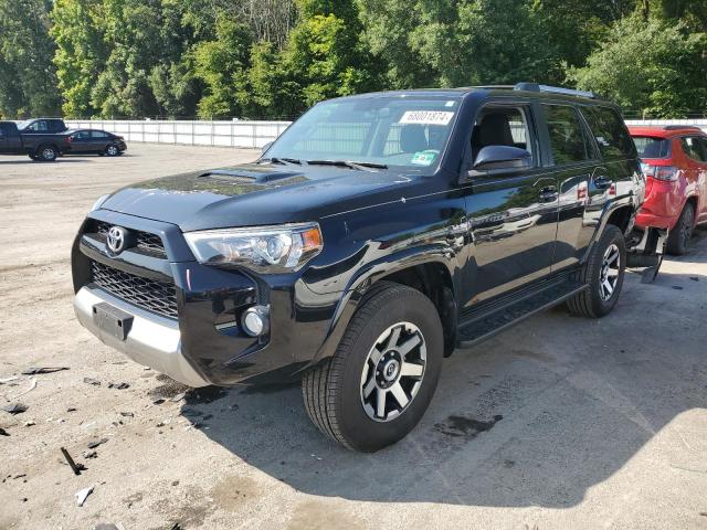 TOYOTA 4RUNNER SR 2018 jtebu5jr5j5556568