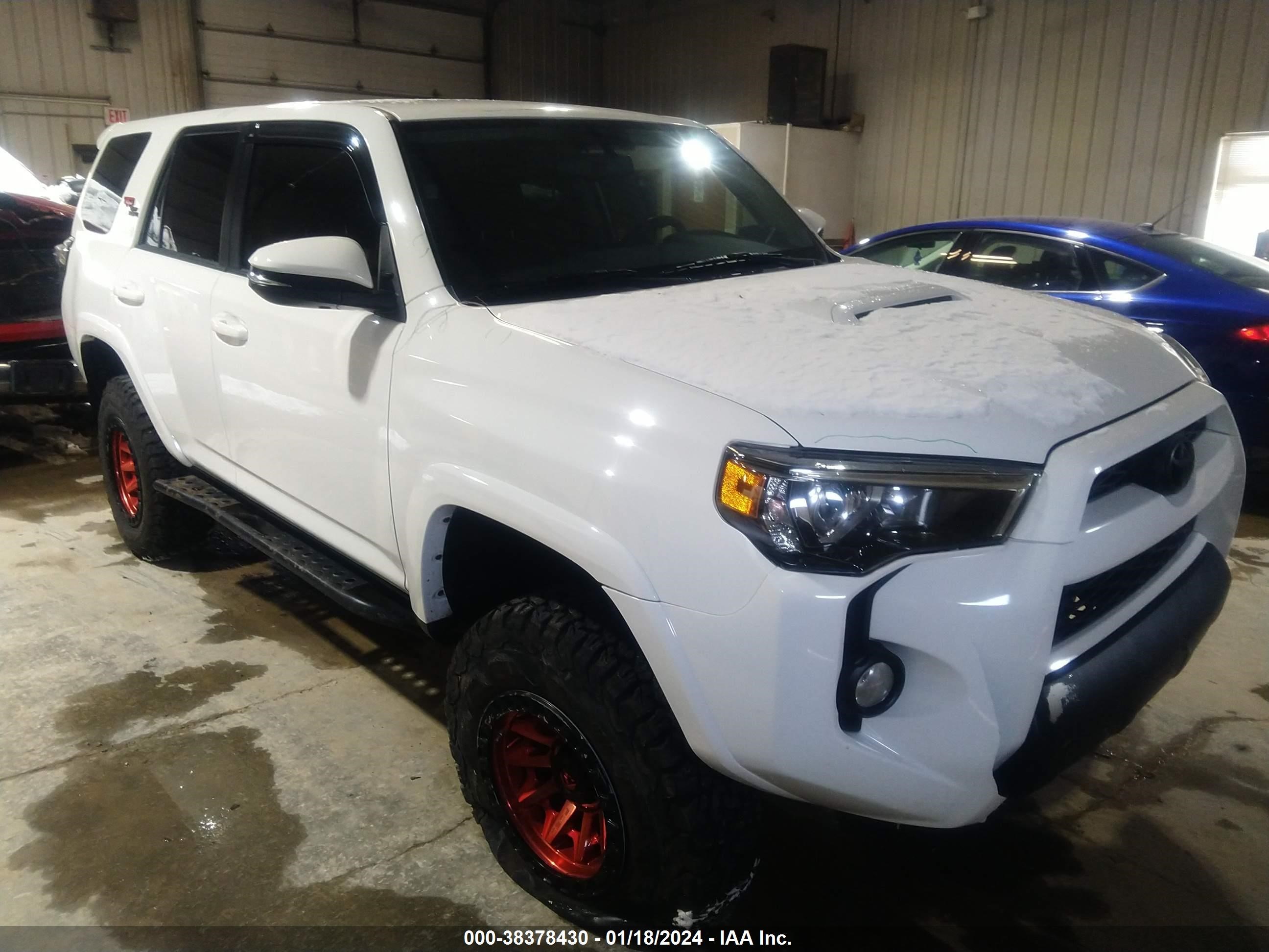 TOYOTA 4RUNNER 2019 jtebu5jr5k5657627