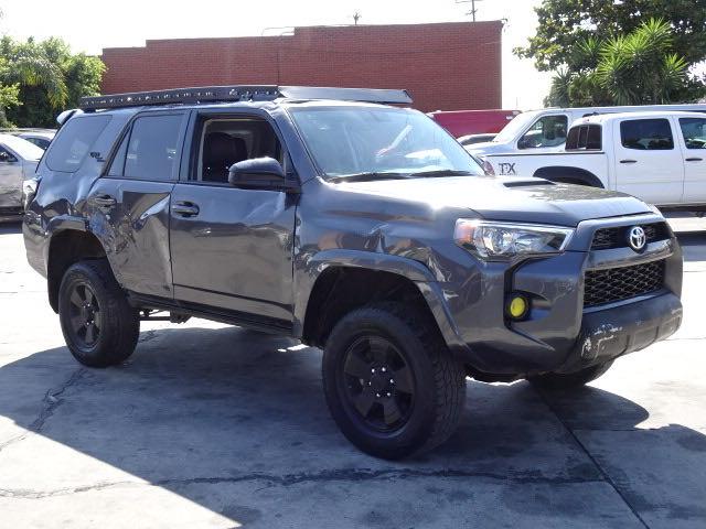 TOYOTA 4RUNNER SR 2018 jtebu5jr6j5575923