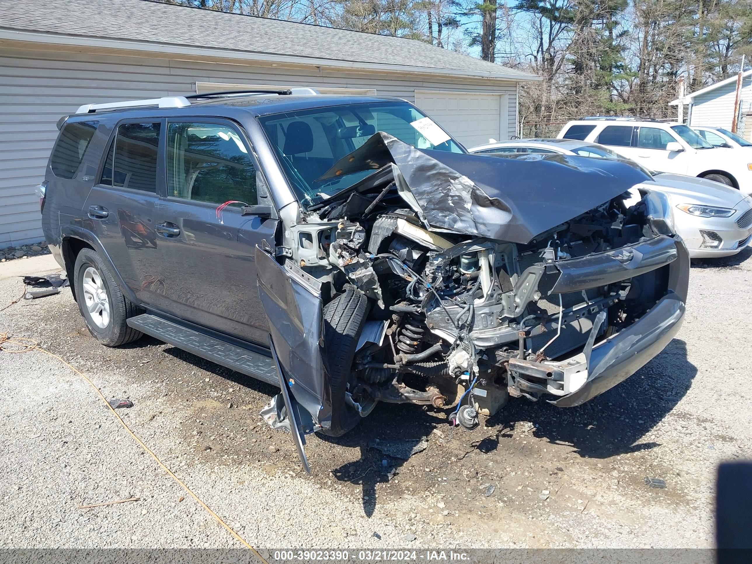 TOYOTA 4RUNNER 2014 jtebu5jr7e5196970