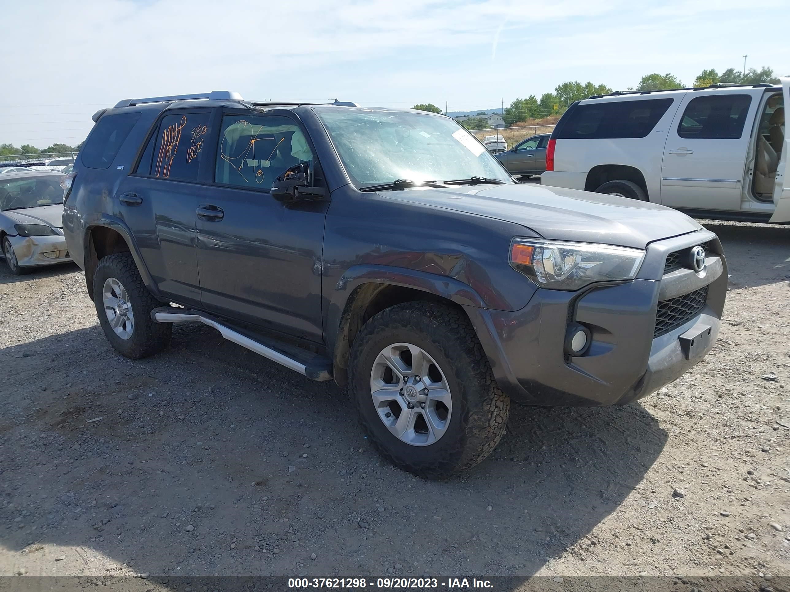 TOYOTA 4RUNNER 2018 jtebu5jr7j5519375