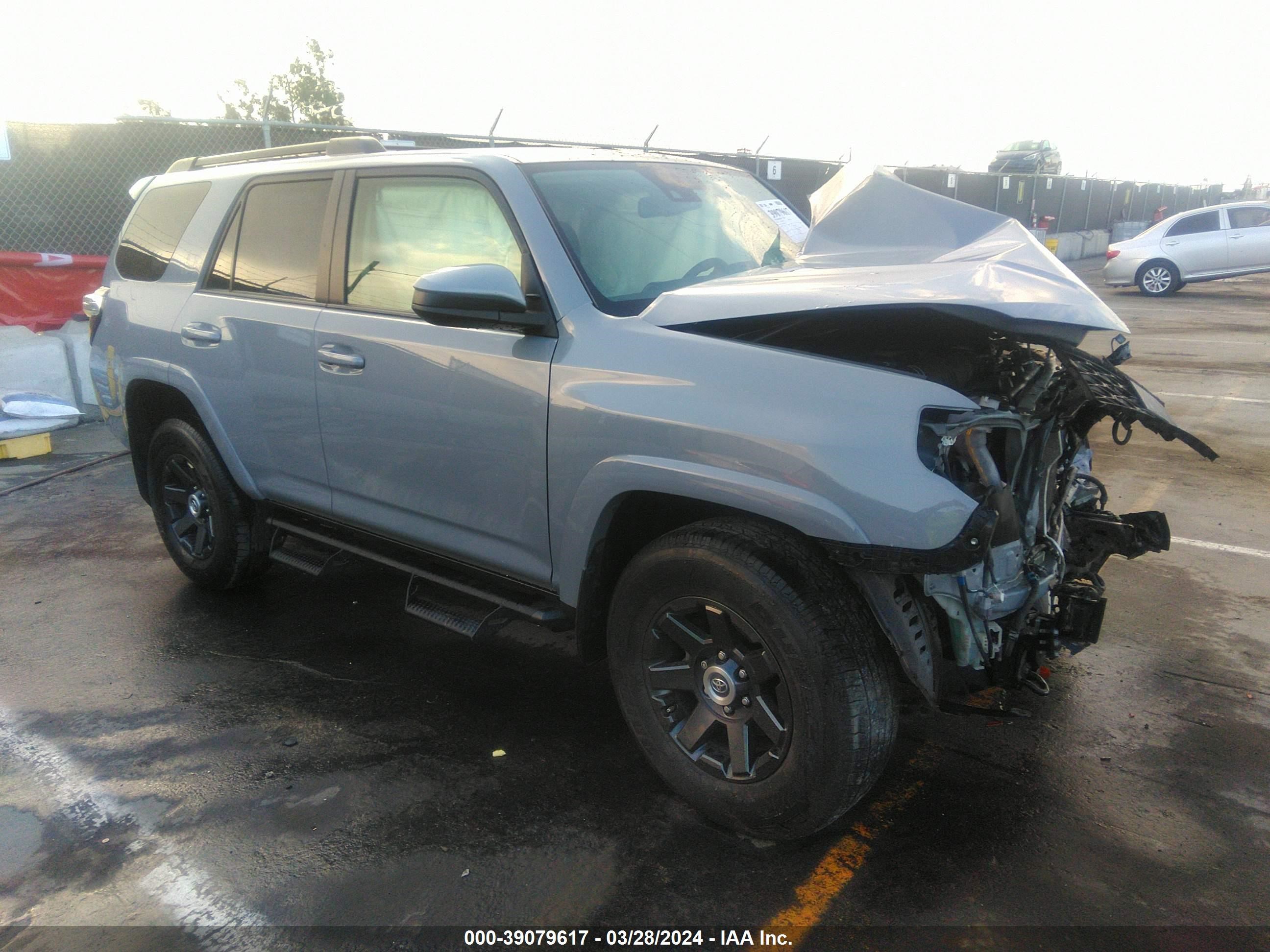 TOYOTA 4RUNNER SR 2021 jtebu5jr7m5857766