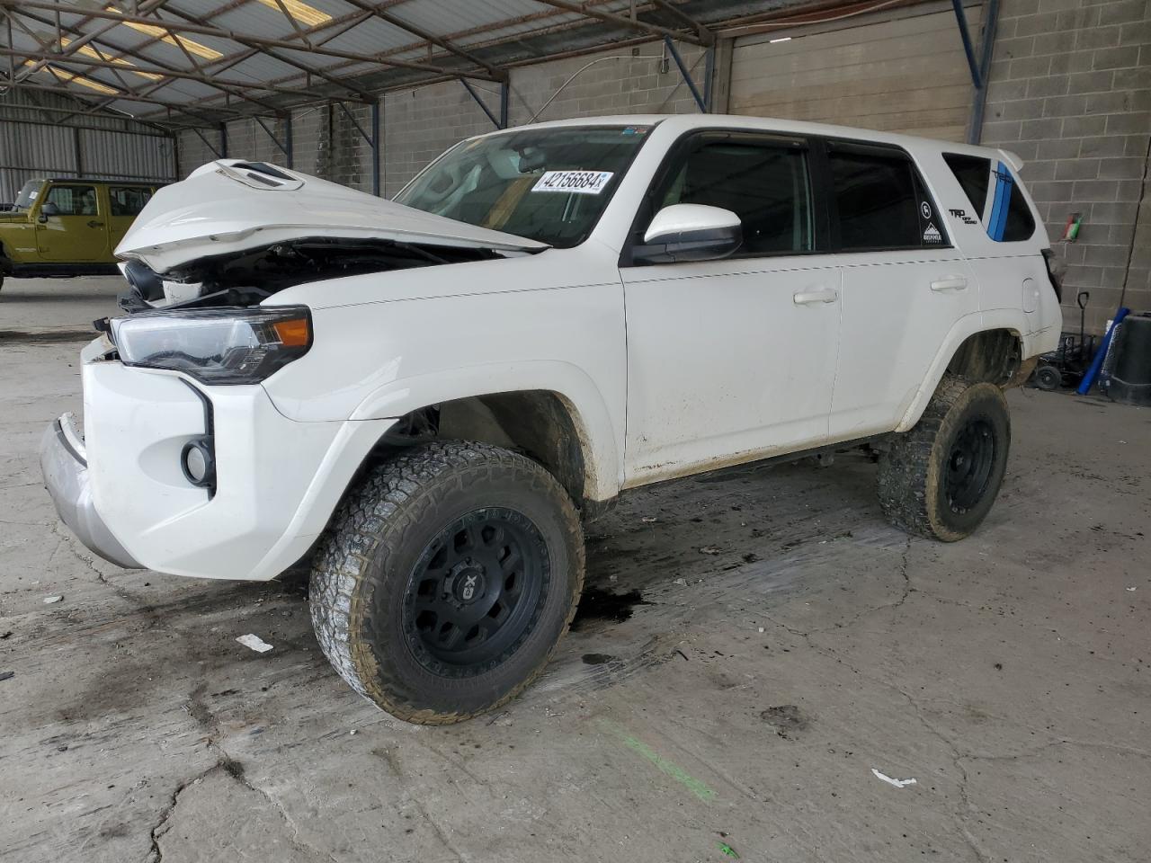 TOYOTA 4RUNNER 2018 jtebu5jr8j5483373