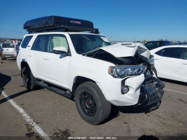 TOYOTA 4RUNNER 2018 jtebu5jr8j5526139